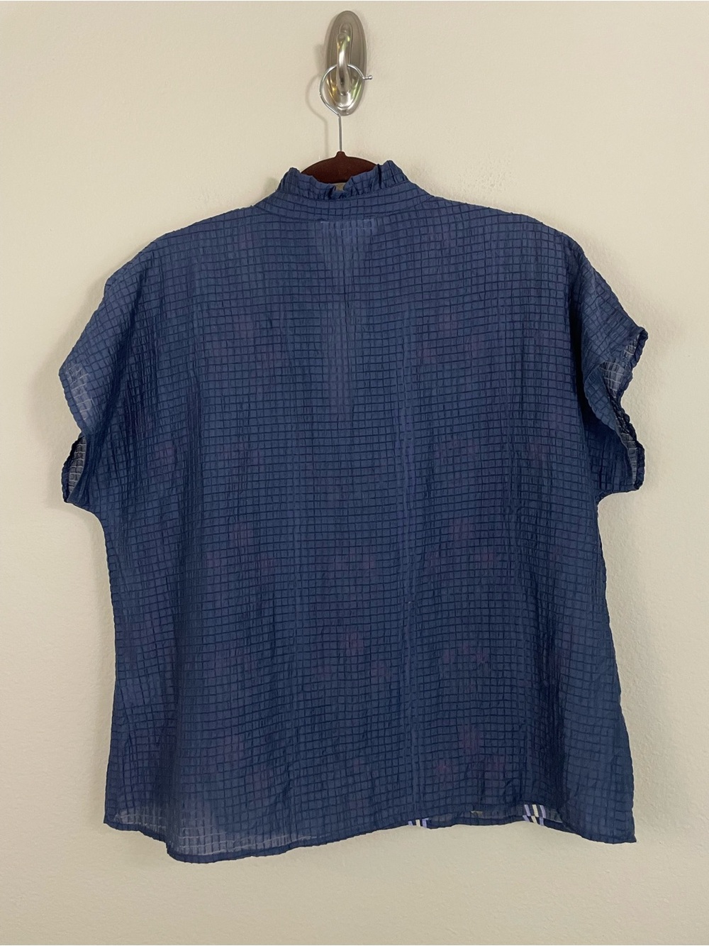 THML Campbell Navy Floral Embroidered Ruffle Neck Popover Top Size Large - Picture 5 of 8